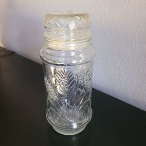 Vintage 1982 Planters Mr Peanut Glass Jar Canister Wheat Motif w Lid